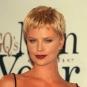 charlize_red_lips3.jpg