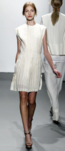 Mala bela oblekica Calvin Klein