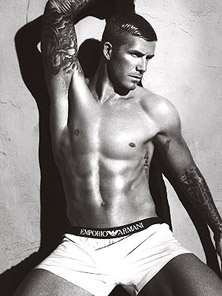 David Beckham v zadnjih oglasih za spodnje perilo Empor­io Armani