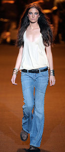 Poletni jeans Erin Wasson x RVCA