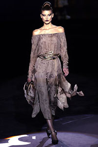 Pomlad - poletje in jesen - zima 2002 Haute Couture