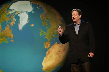 Al Goreova Neprijetna resnica v operni hiši Scala